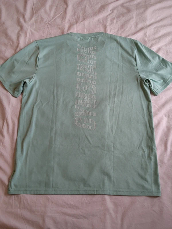 Green Gymshark t-shirt