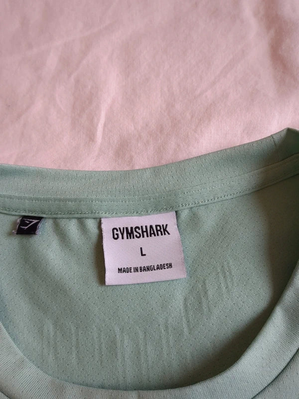 Green Gymshark t-shirt