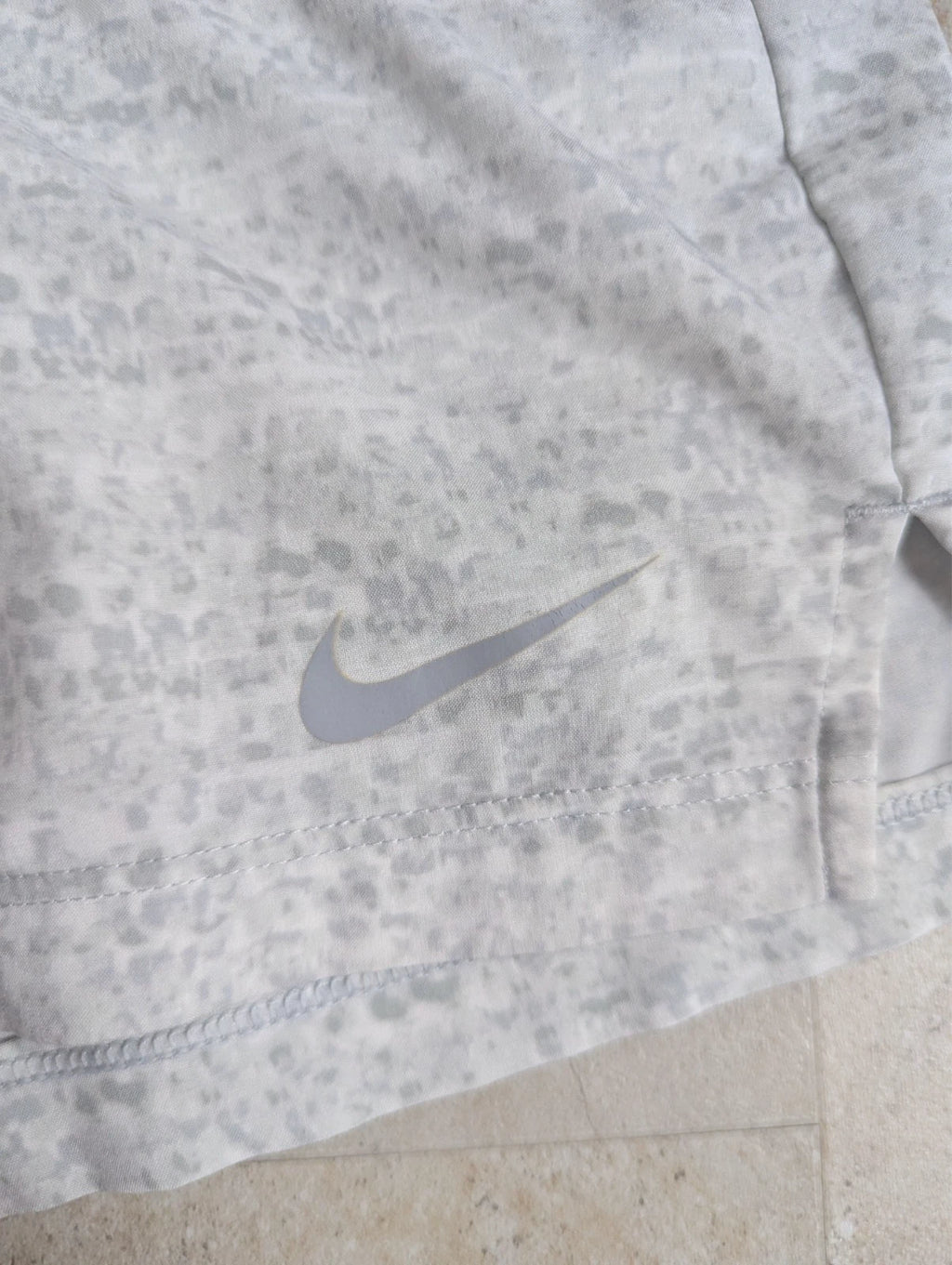 Short 2 en 1 Nike blanc