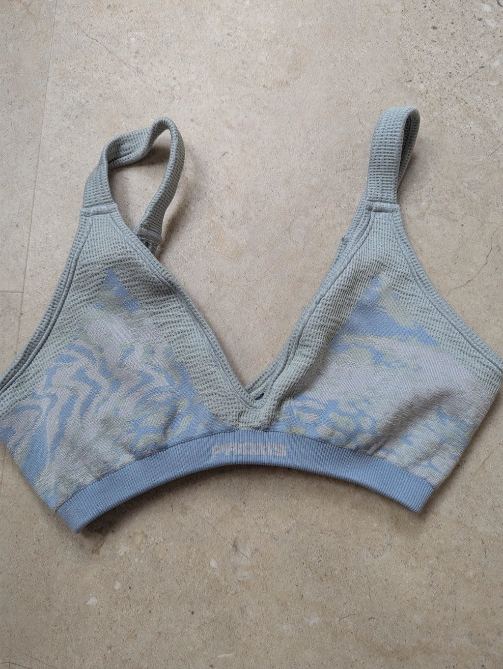 Brassière Prozis verte et bleue